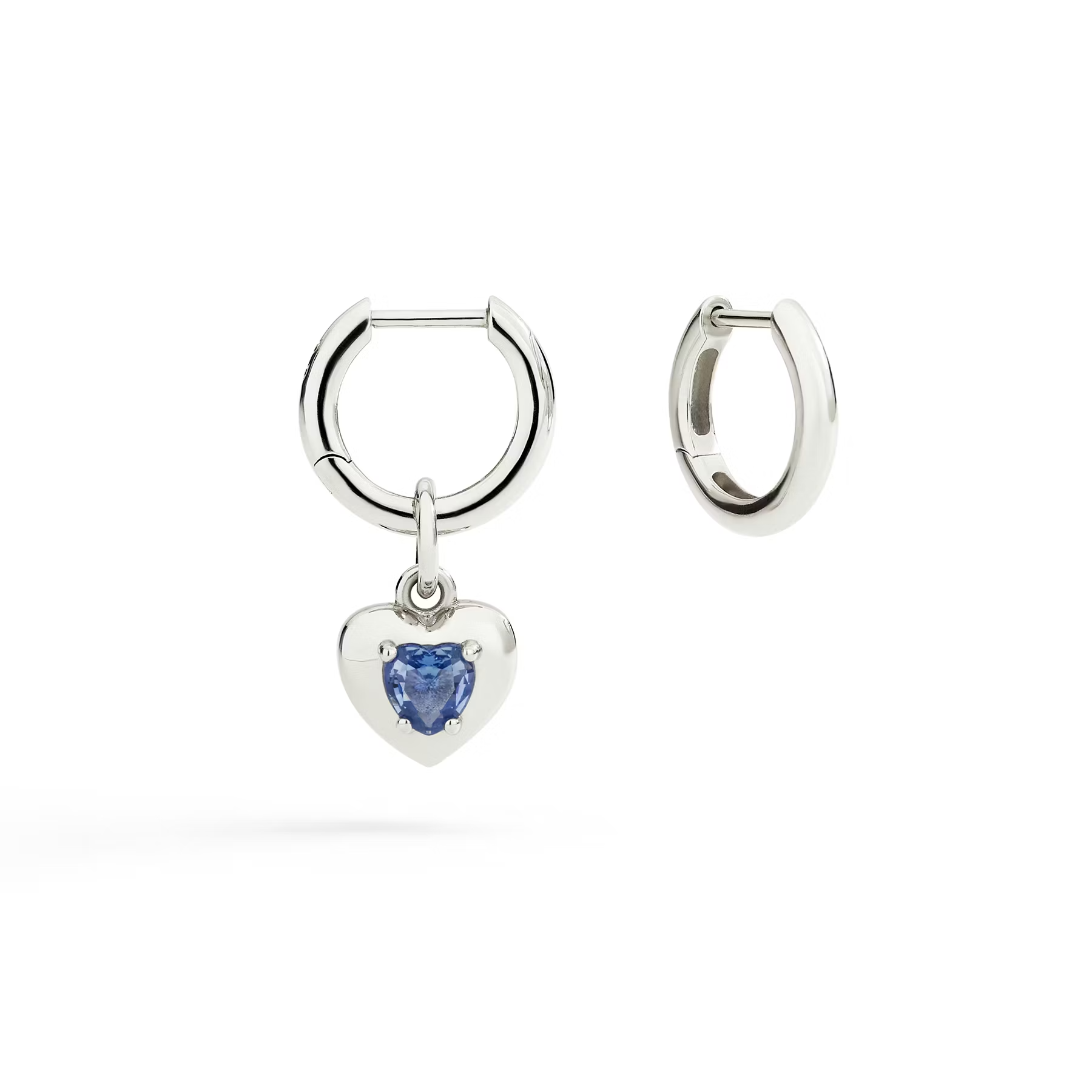 Orecchini DoDo ESSEN con cuore e zirconia blu